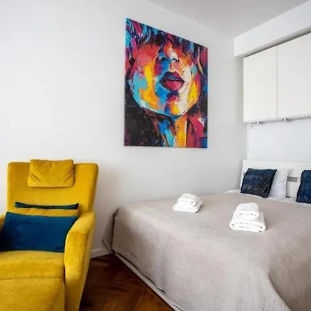 Urban - Great Location - Center - Zurawia Apartamento