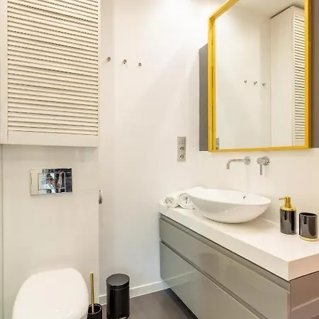 Urban Chic - Center - Cozy - Zurawia Apartment Warsaw