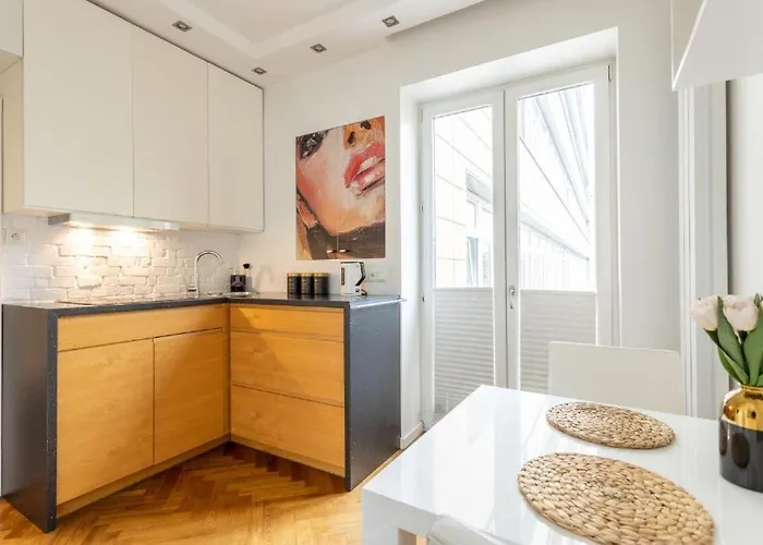 Urban - Great Location - Center - Zurawia شقة وارسو