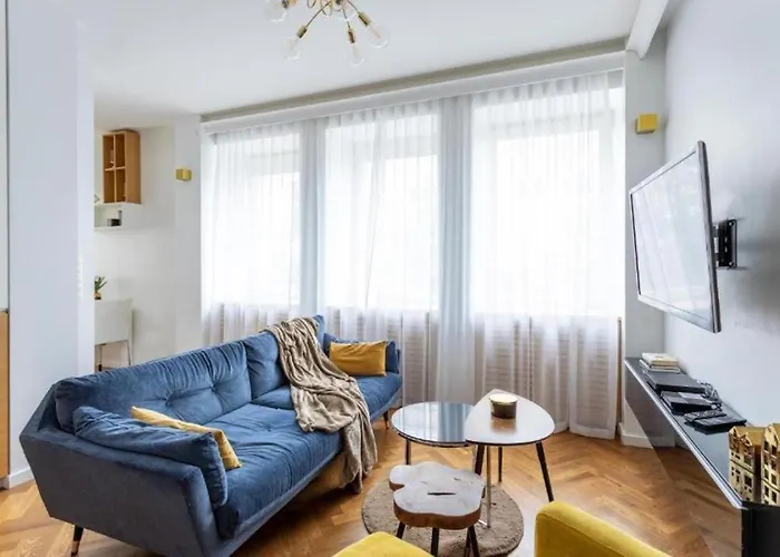 Apartment Urban - Great Location - Center - Zurawia