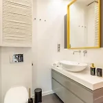 Urban - Great Location - Center - Zurawia Apartmán *