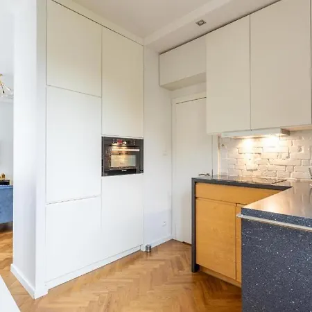 Apartment Urban - Great Location - Center - Zurawia Warschau